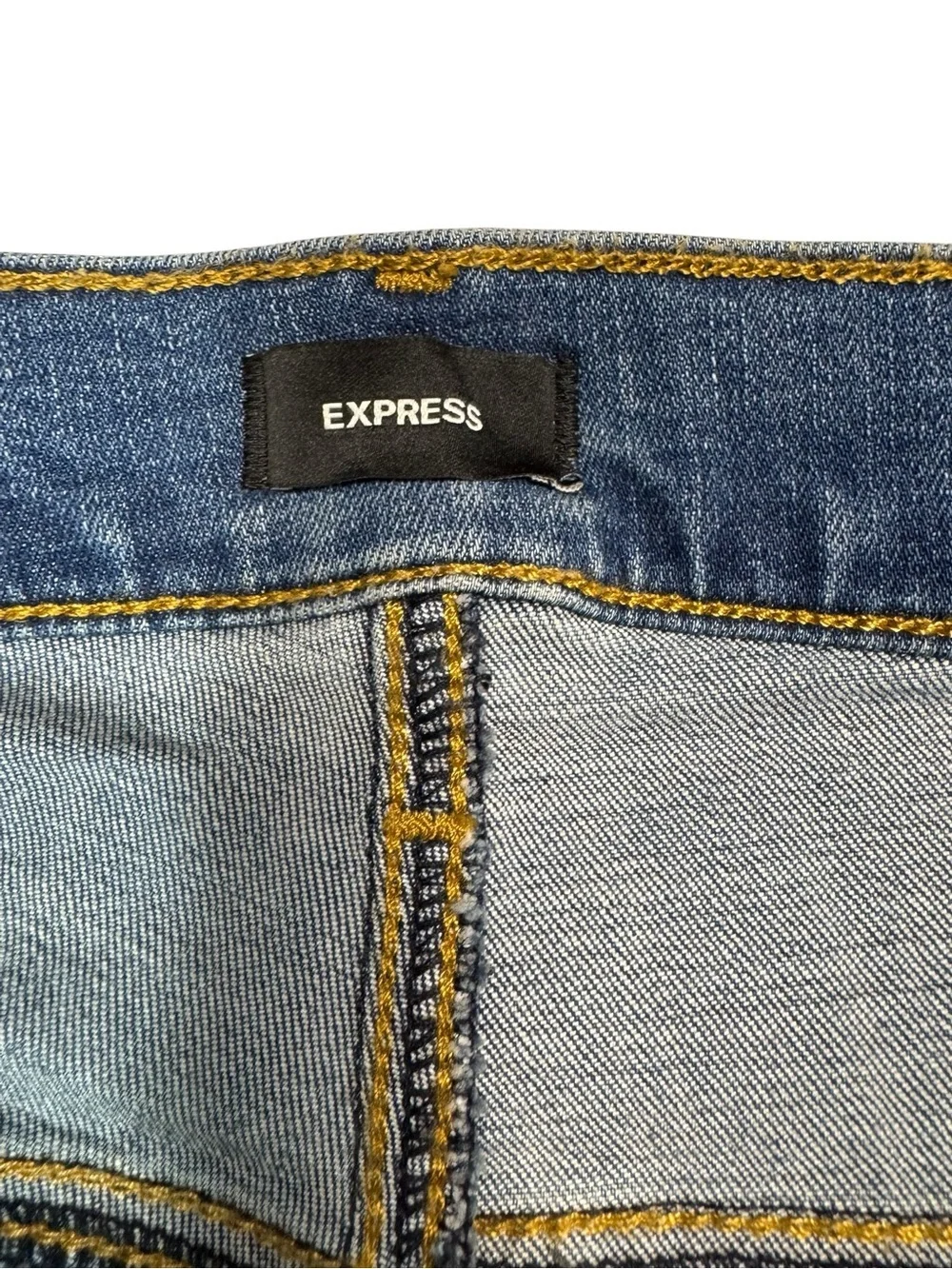 NWT New Express Slim Medium Wash Hyper Stretch Jeans Size 38 x 32